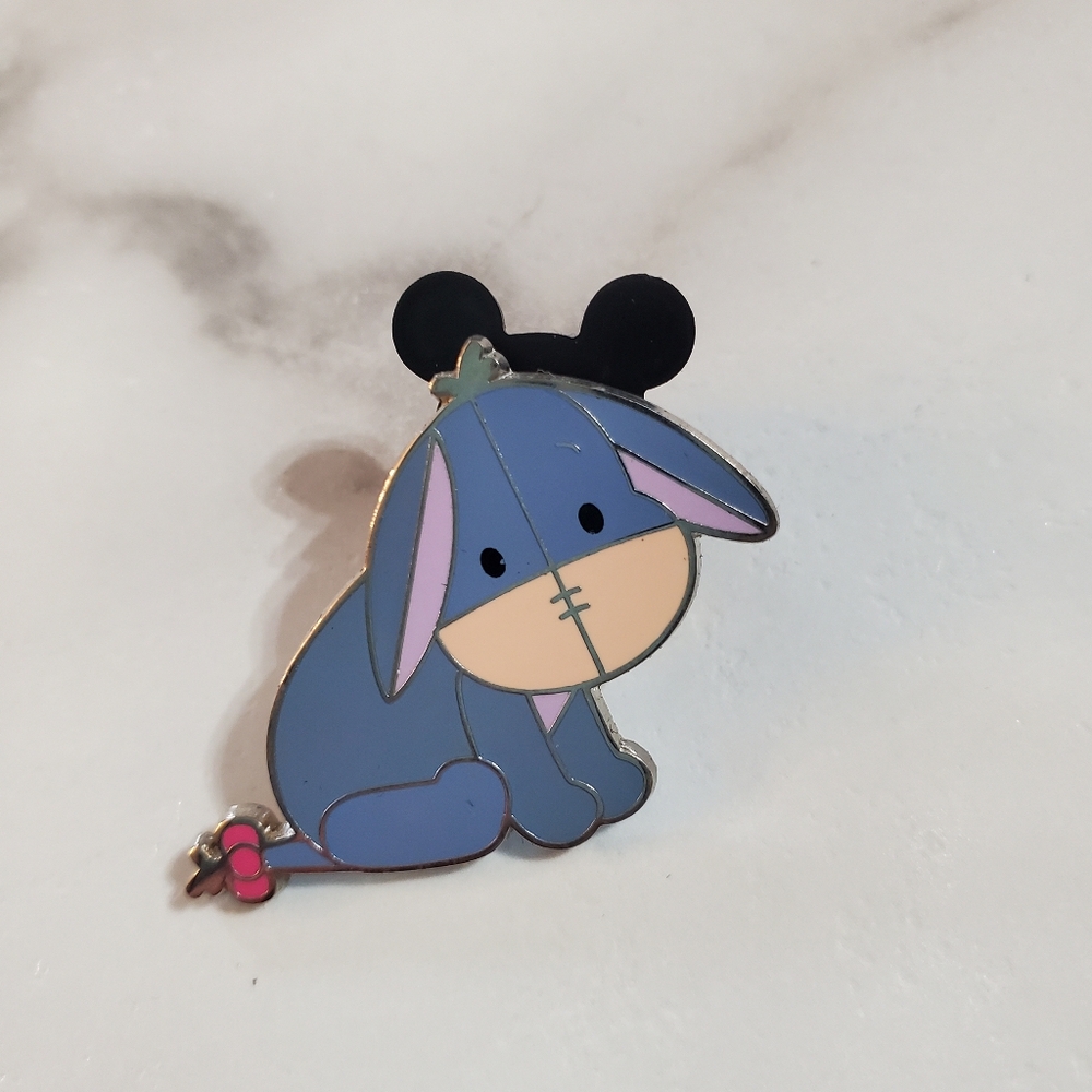 Baby Eeyore Pin - Picture 2 of 4